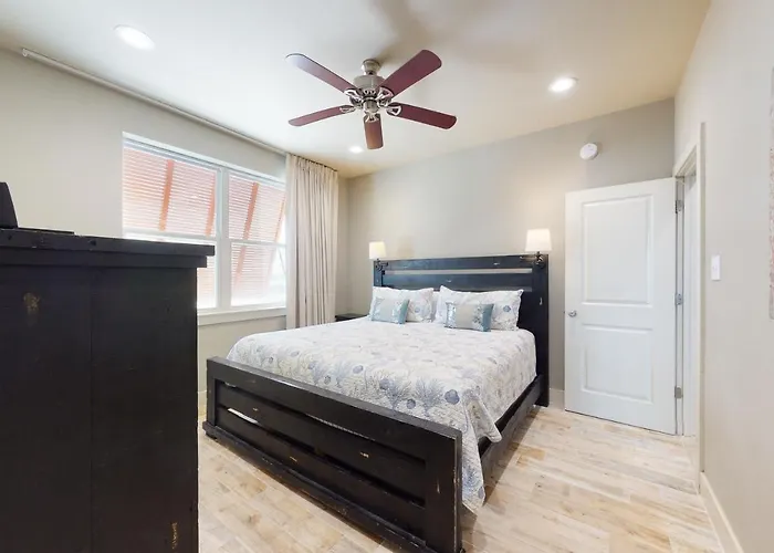 4 Sea-suns Holiday home